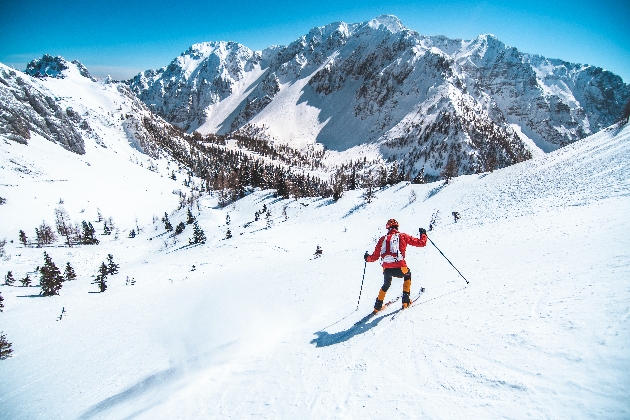 Man skiing in Italy