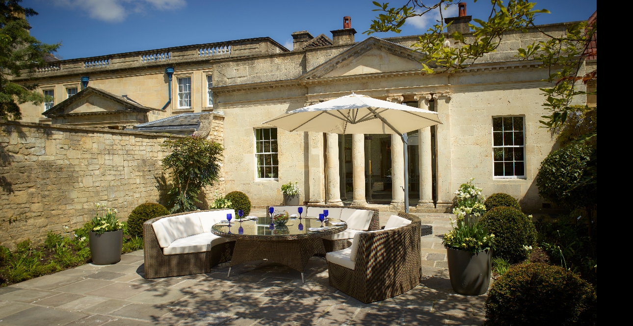 A Georgian love story at The Royal Crescent Hotel & Spa, Bath wedding garden villa